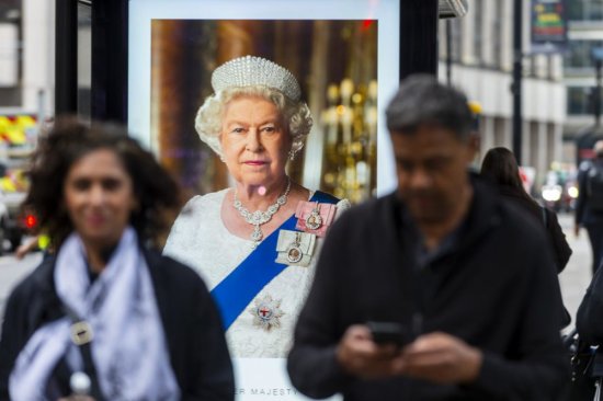 <em>英国历史</em>上在位时间最长的君主辞世丨瞬间一周