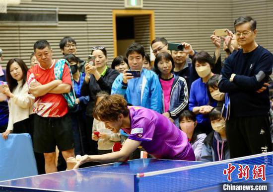 第三届<em>中日</em>国际乒乓球交流赛在东京举行