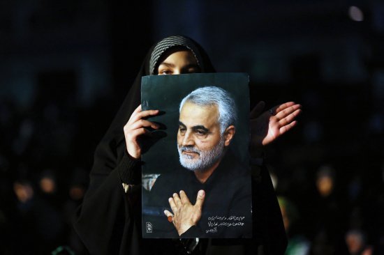 早安·世界｜伊朗举行反美集会：悼念苏莱曼尼遭袭身亡三周年
