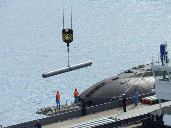 伊朗120吨级潜艇如何威胁美军 用<em>狼群战术</em>封锁波斯湾
