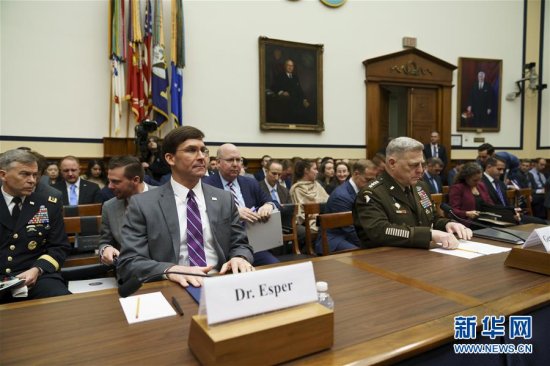 特朗普解除美国防部长埃斯珀的职务