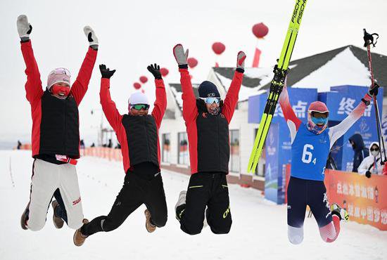 十四冬 | 越野滑雪：团队的胜利 中止的“奇迹”