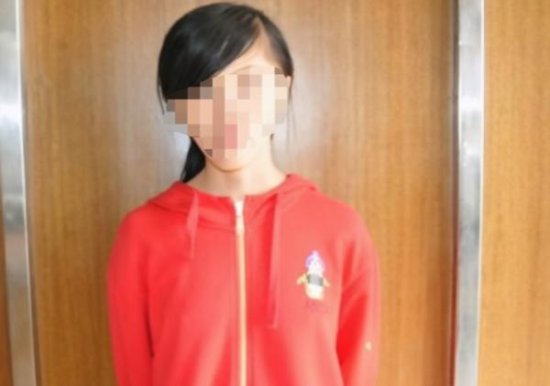 15岁<em>女孩从</em>哈尔滨上飞机到青岛见网友，刚下飞机就被拦下