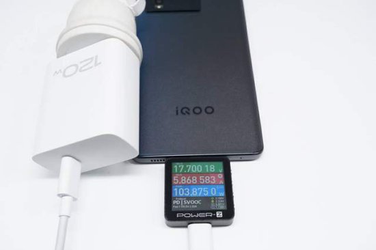 120W超快续航，能效性能双双<em>在线</em>，iQOO Neo7 竞速<em>版手机</em>充电...
