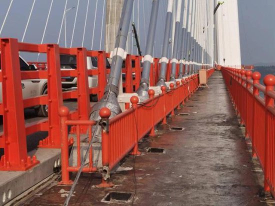 为保水质安全 建设这座大桥多投3亿元