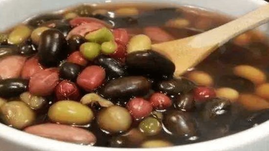红豆，绿豆，<em>黑豆</em>，黄豆，哪种豆子最好？你知道吗？