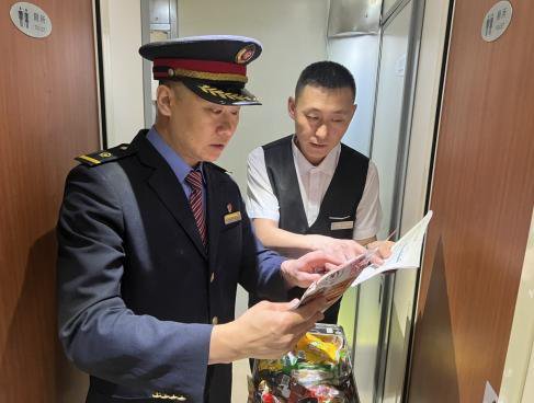 哈尔滨客运段：多举措 优服务 确保“五一”小长假运输平稳有序