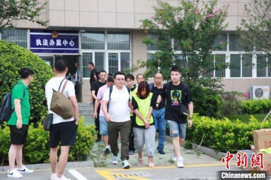 上海警方全链条捣毁诈骗团伙：涉案金额6.3亿元 被害人超1万余名