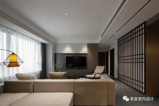 109m<em> 现代</em>中式两居，最喜欢这个家的双“<em>客厅</em>”设计和那幅古典...