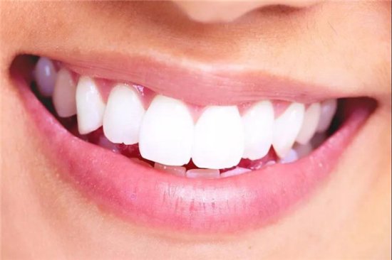 大多成年人都患有<em>牙周</em>病，你有被这些<em>牙齿</em>问题困扰过吗？