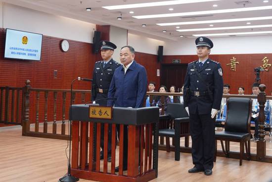 <em>中国联通</em>原总经理李国华受贿、滥用职权案一审宣判