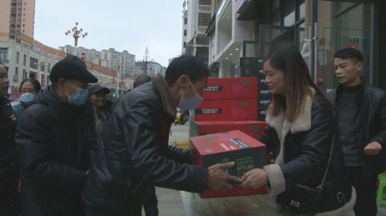 视频丨紫云：200件水果捐赠的故事