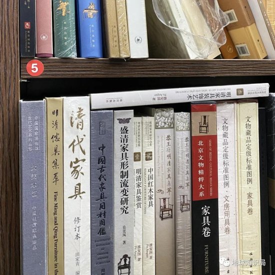 北京三环里的考古书店，坚持了整整十年｜地球知识局