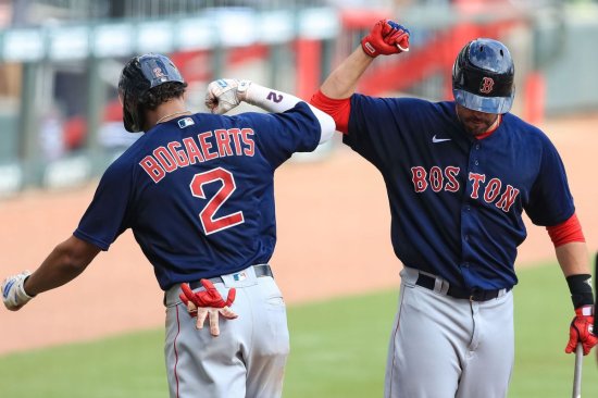 Red Sox SS Bogaerts ready to step up as clubhouse leader