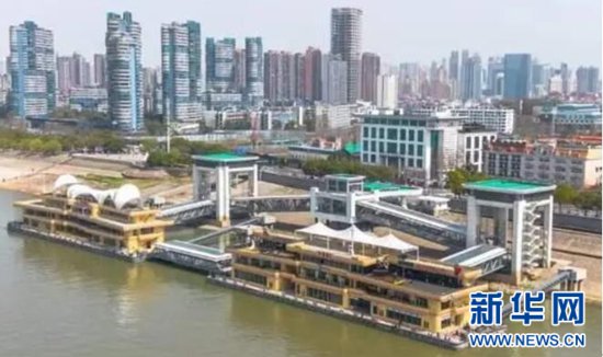 武汉文旅新地标中华路轮渡码头全新启航