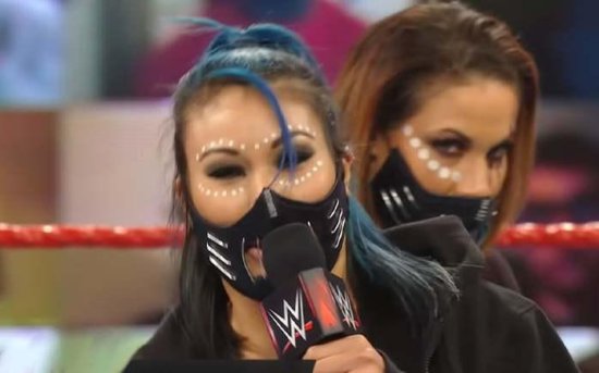 WWE 一连注册五<em>个商标</em>，复仇军团另两人的新擂台名曝光！