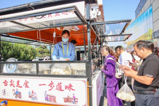 包子界的盛宴！第四届中国汤包美食文化节在江苏靖江开幕
