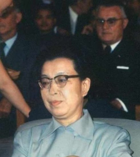 1991年，江青在北京自杀，临终前留下话：主席，我爱你！