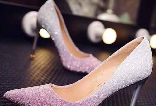 <em>十二星座公主</em>的专属水晶鞋，第一个就被惊艳到了，美到令人窒息...
