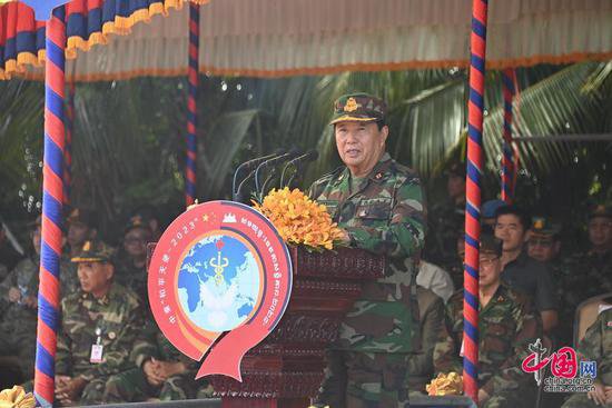 中柬“和平天使-2023”卫勤联合演习在金边拉开帷幕