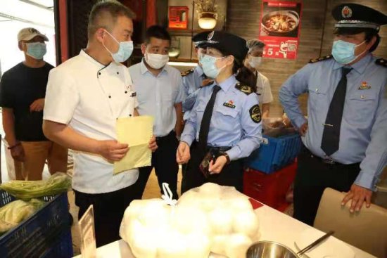北京抽查网红餐厅，“亲觅轻趣餐厅”等三家餐厅被责令停业