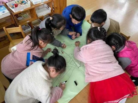 想有个树屋？安排！杭州这所幼儿园真的给孩子们造了一个树屋
