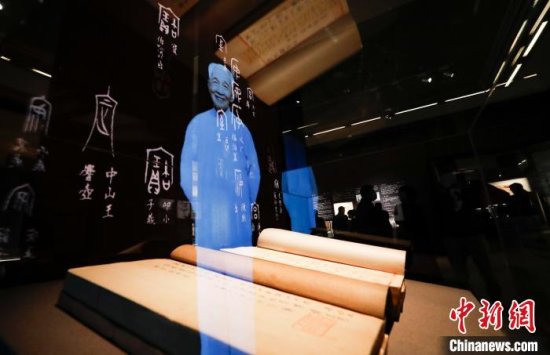 “有容乃大——容庚捐赠展”在中国美术馆延展至明年1月