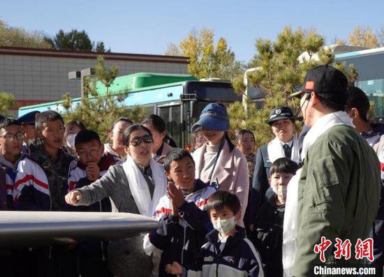 <em>西藏</em>博物馆举办丰富活动庆祝第74个空军建军节