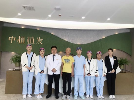 郑州中植植发医院慈心善举 为烧伤小男孩减免10多万元手术费