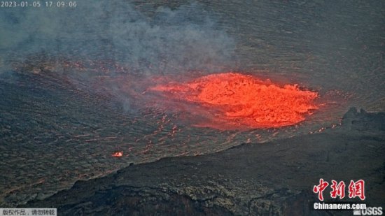一个月之内再度喷发！美国夏威夷基拉韦厄火山警报级别提高，...