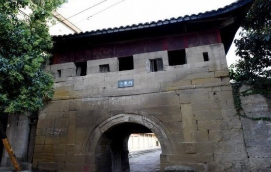 绵阳地区保存最为完好的古镇，曾是三台中江两县粮仓，这里的...