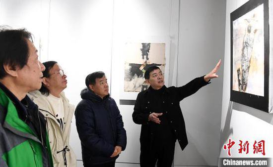 “无界——卢清当代绘画学术展”福州开展