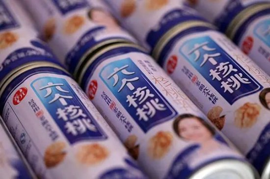 中国最大<em>的核桃</em>乳<em>品牌</em>商，其实是饮料界的铁罐贩子头目