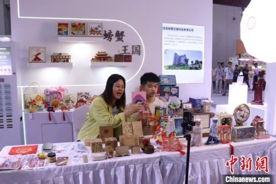 第二届江西文博会举行 600余家文创企业齐亮相