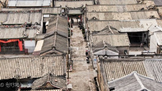 潮州有座古寨，堪称“潮汕楼寨之祖”，距今已有千年历史
