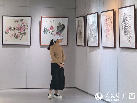 127幅柳江写生美术作品在柳州图书馆展出