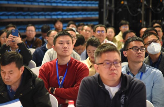 第五届中国大地<em>测量</em>和地球物理学学术大会在武汉大学召开