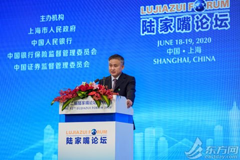 潘功胜：支持上海<em>建设</em>以人民币资产为基础的国际<em>金融</em>中心