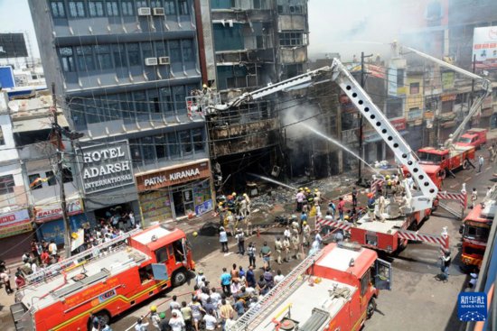 印度一<em>酒店</em>起火造成至少6人死亡