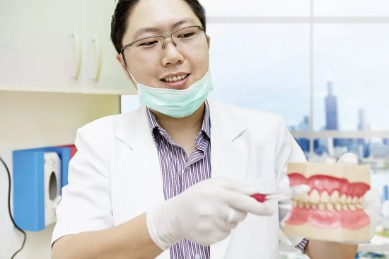 牙齿<em>决定寿命长短</em>？60岁的人，牙齿剩多少颗正常？