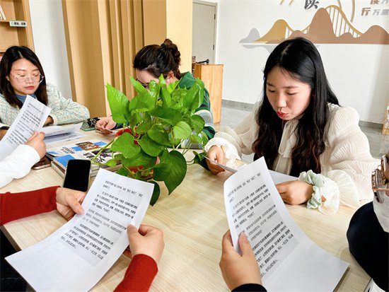 盱眙县淮河中心小学举办“阅见更美的自己”阅读分享会