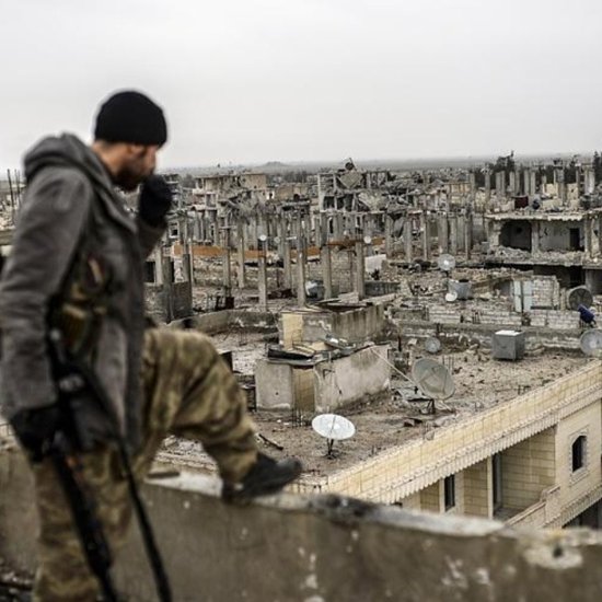 <em>叙利亚</em>内战传奇狙击手，击毙250个武装分子，科巴尼的英雄穆萨