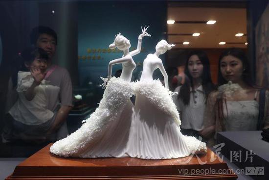 北京：400余件德化白瓷佳作在国博展出