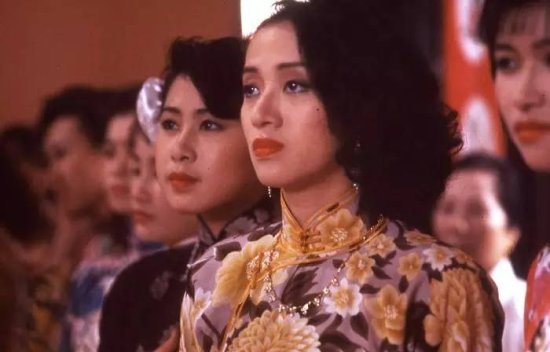 作势：没有锥子脸，让<em>八十年代的香港</em>女星给你洗洗眼