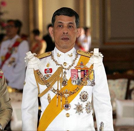 全球最富有的王室，壕过中东沙特，带你看看泰国国王的奢靡生活...
