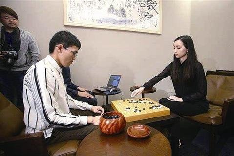 台版“AlphaGo”不敌美人