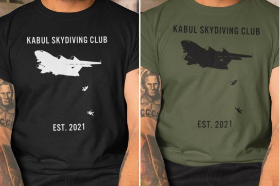 美国有人把“阿富汗人从美军机上坠落”印上T恤售卖，网友：太...