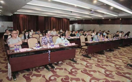 防治家庭暴力实务培训在京举办