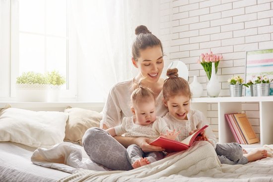 亲子互动项目，怎么和宝宝共读一本书？家长做好这8点