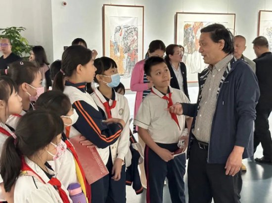 “融春意语——王辅民艺术展”在中山市博物馆举办